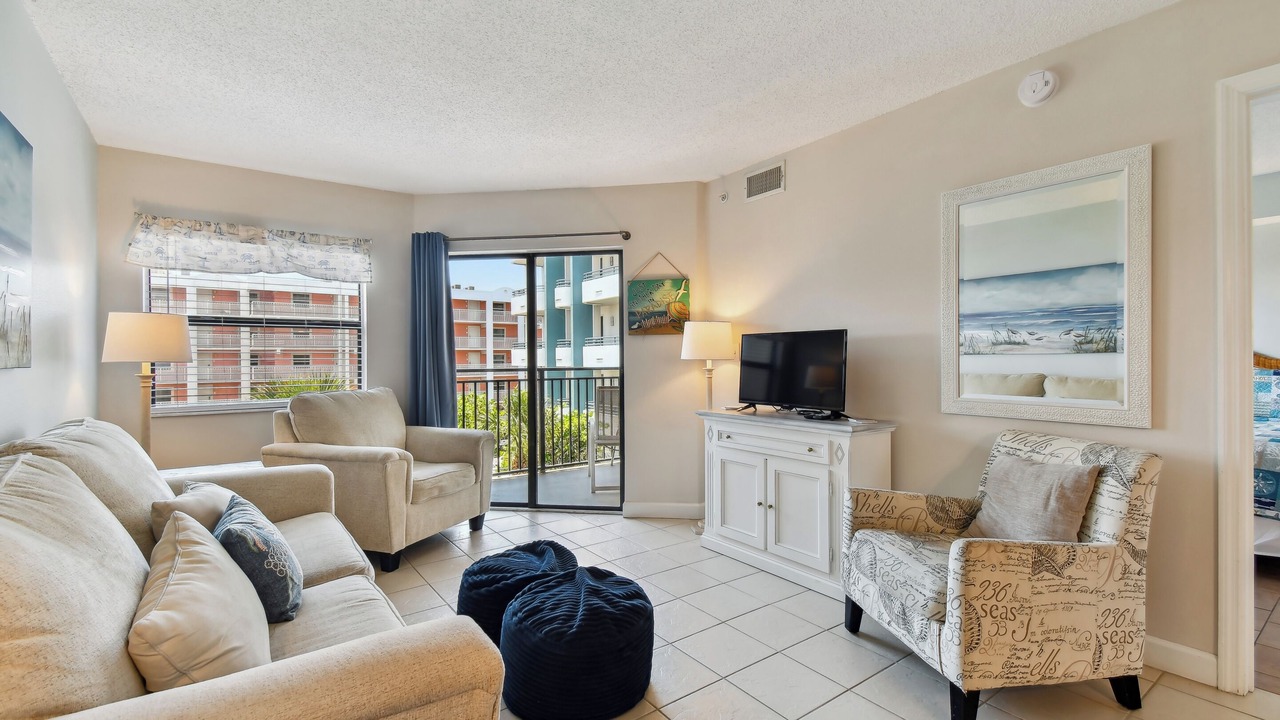 Photo of Livingroom in Belle Vista
