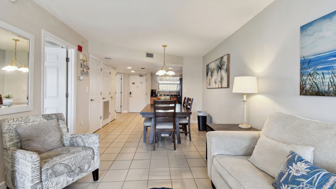 Photo of Livingroom in Belle Vista