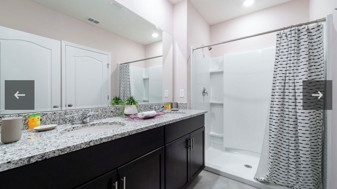Photo of Bathroom in Sunridge Woods