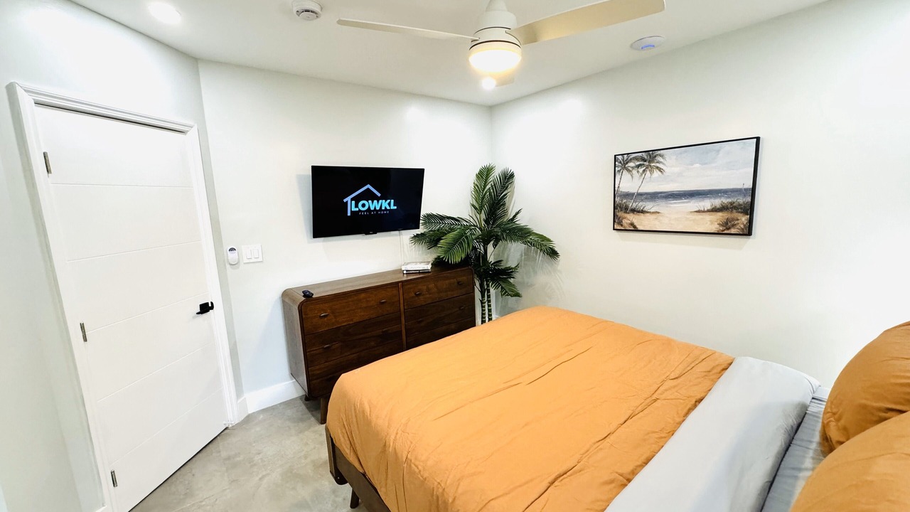 Photo of Bedroom in Lake Ridge