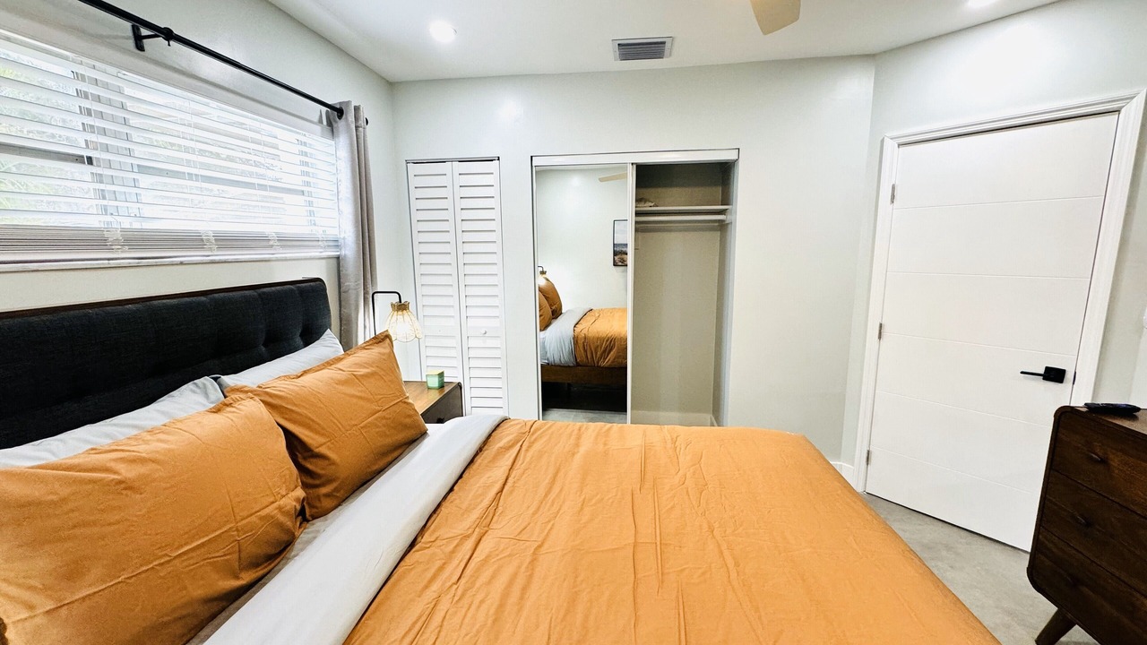 Photo of Bedroom in Lake Ridge