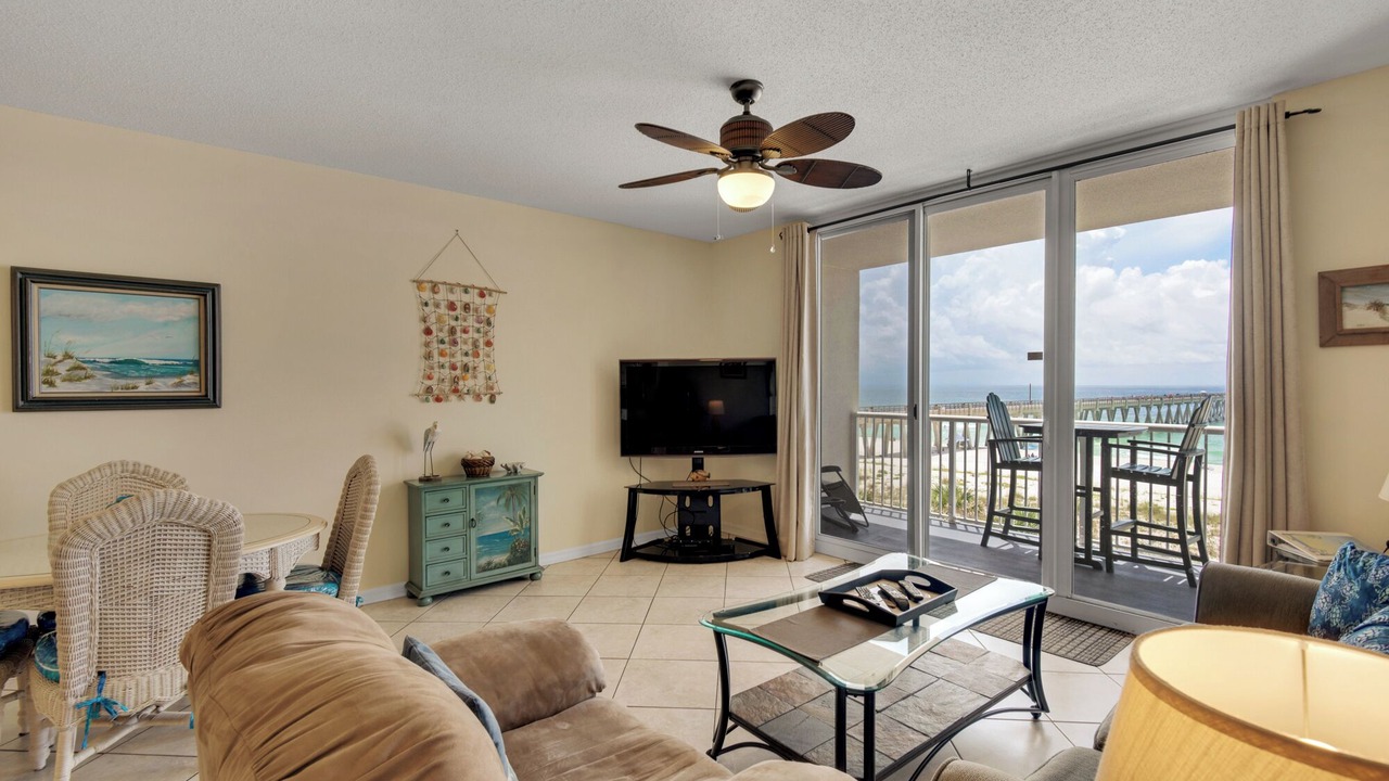 Photo of Livingroom in Navarre Beach