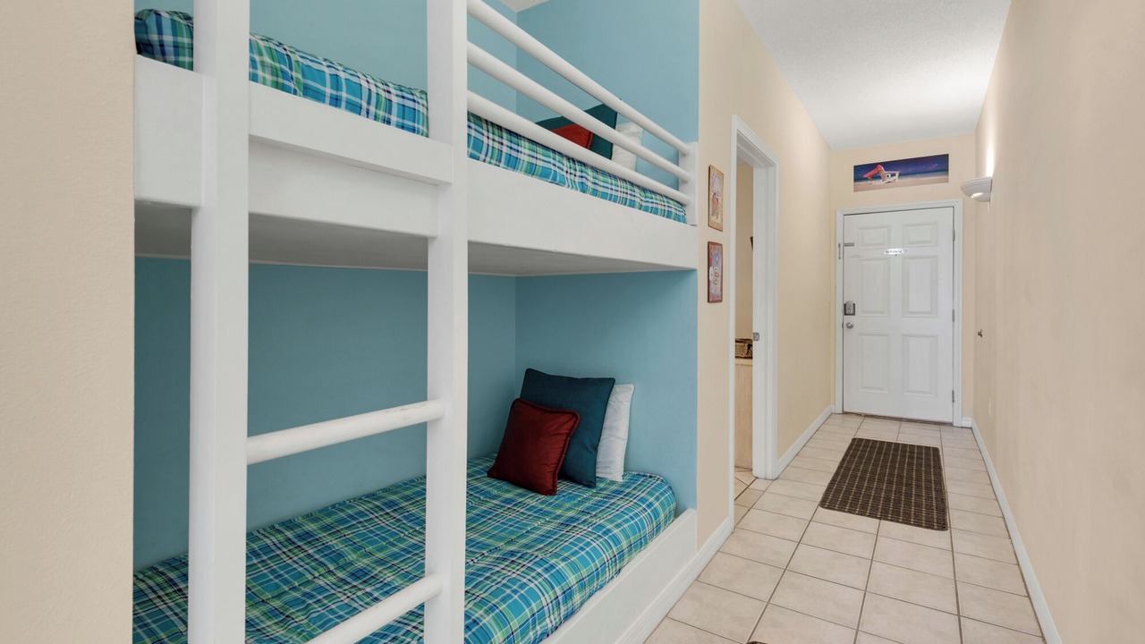 Photo of Bedroom in Navarre Beach