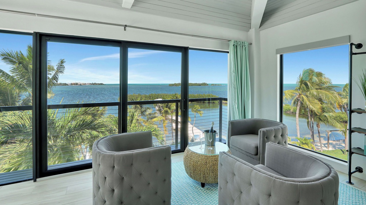 Photo of Livingroom in Marathon