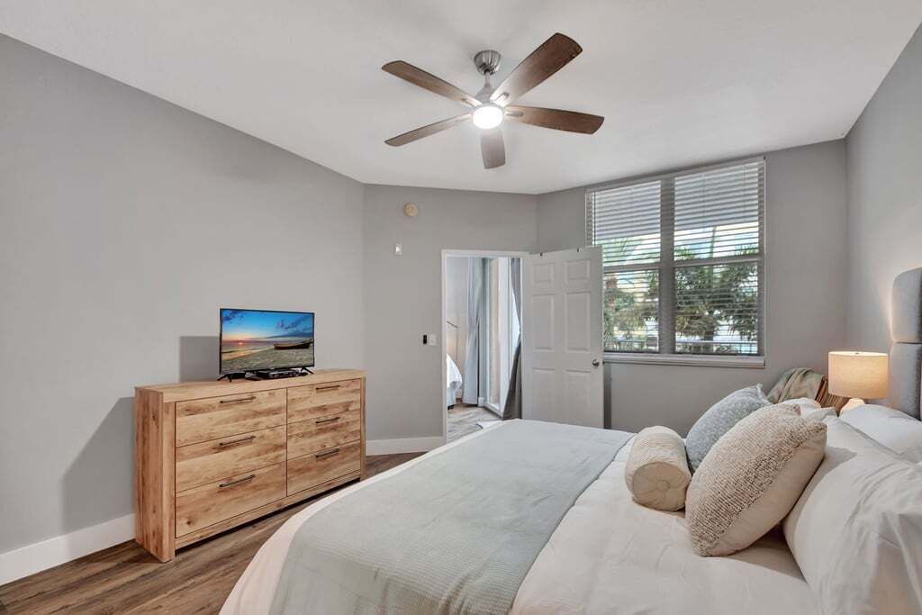 Photo of Bedroom in Lantana
