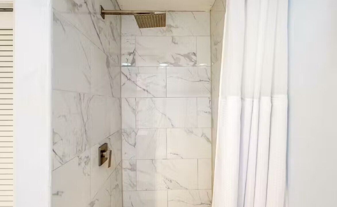 Photo of Bathroom in Putnam Hall