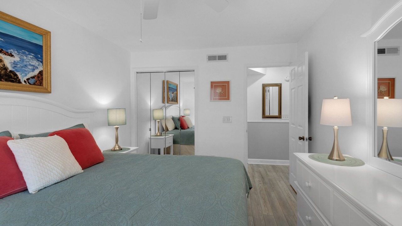 Photo of Bedroom in Seacrest