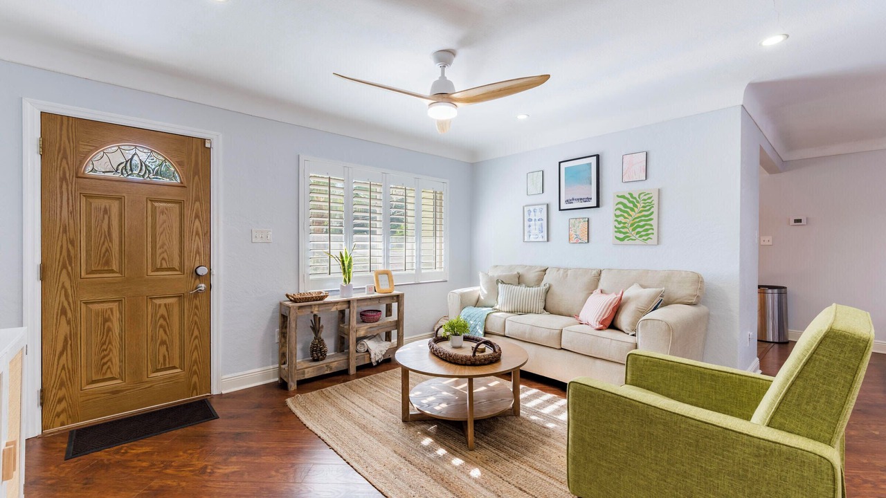 Photo of Livingroom in Harbor Bluffs