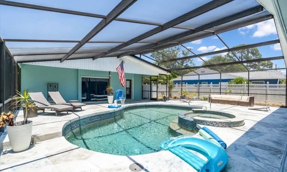 Photo of Outdoor in Laurel