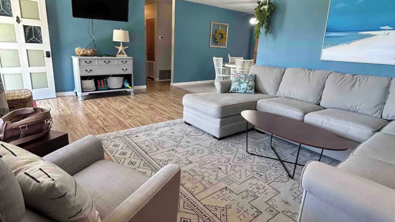 Photo of Livingroom in Venice Gardens