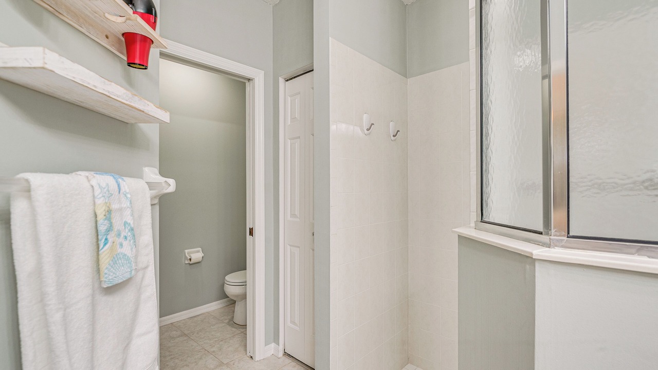 Photo of Bathroom in Dunnellon