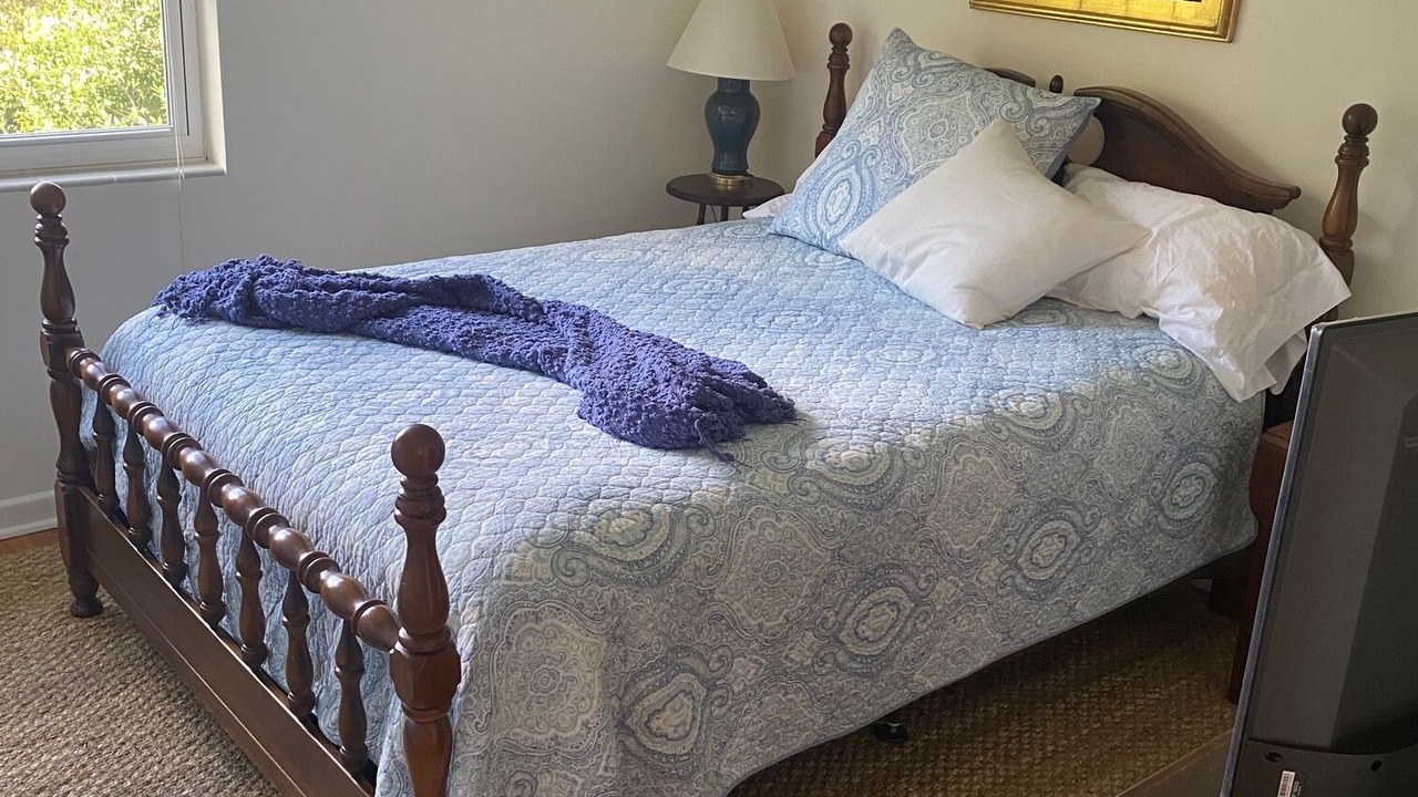 Photo of Bedroom in Babson Park