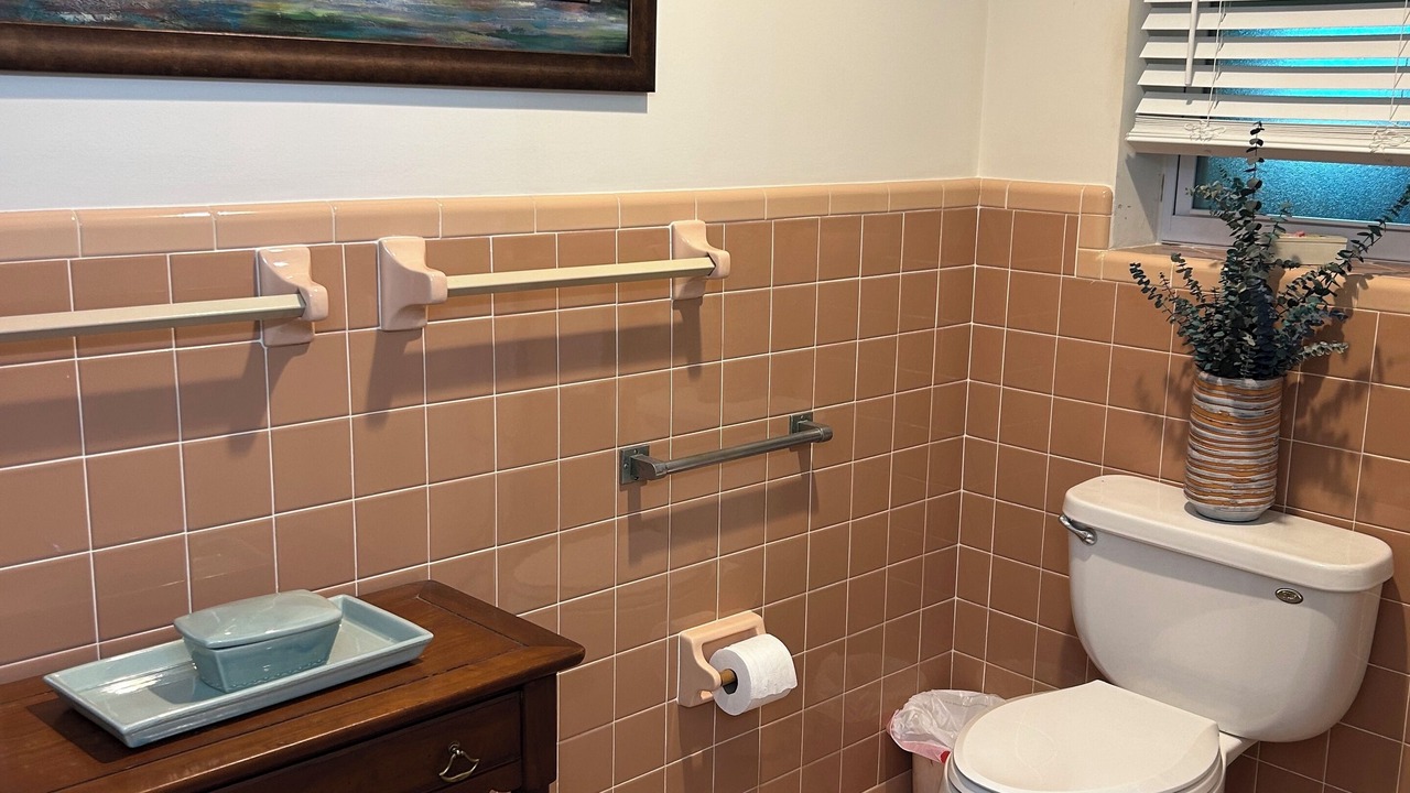 Photo of Bathroom in Babson Park