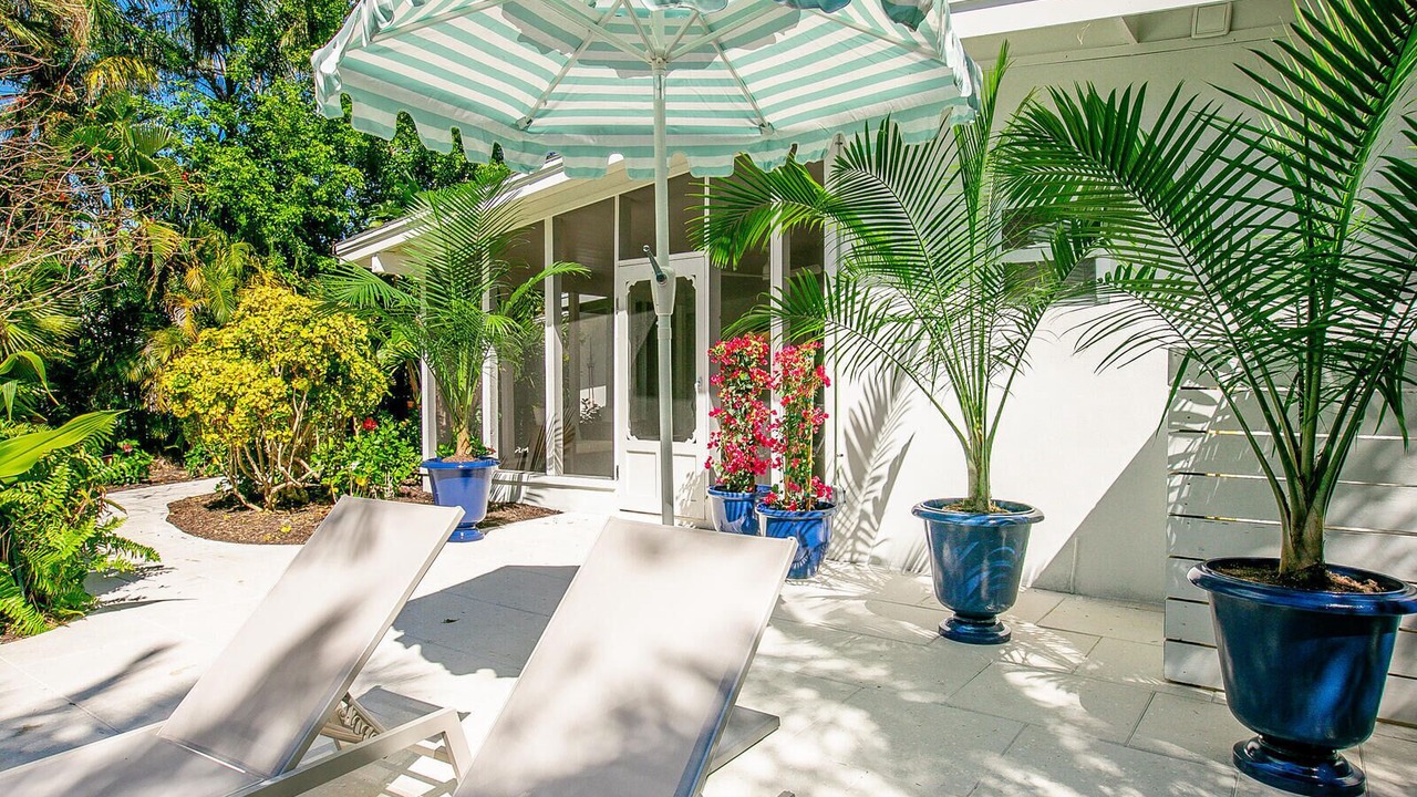 Photo of Patio Balcony in Longbeach Village