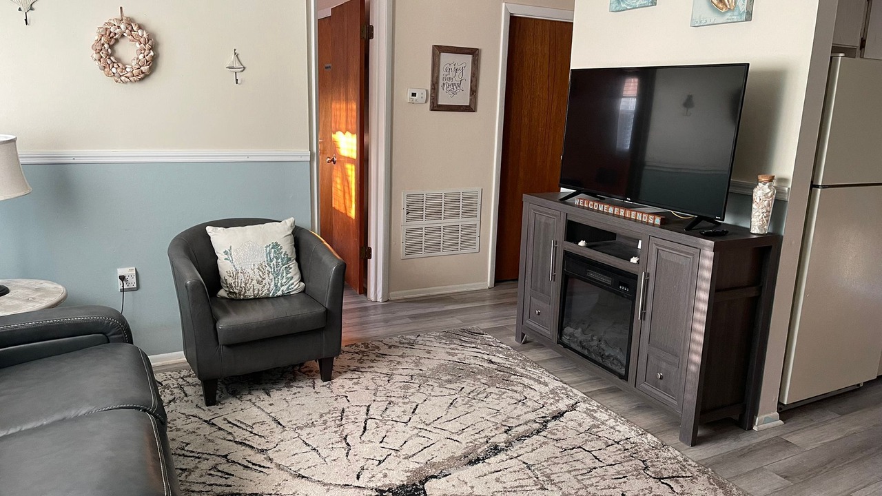 Photo of Livingroom in Hudson Beach Estates