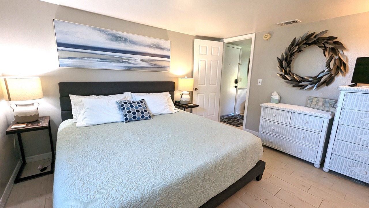 Photo of Bedroom in Avon By The Sea