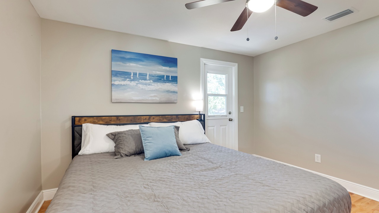 Photo of Bedroom in Orient Park