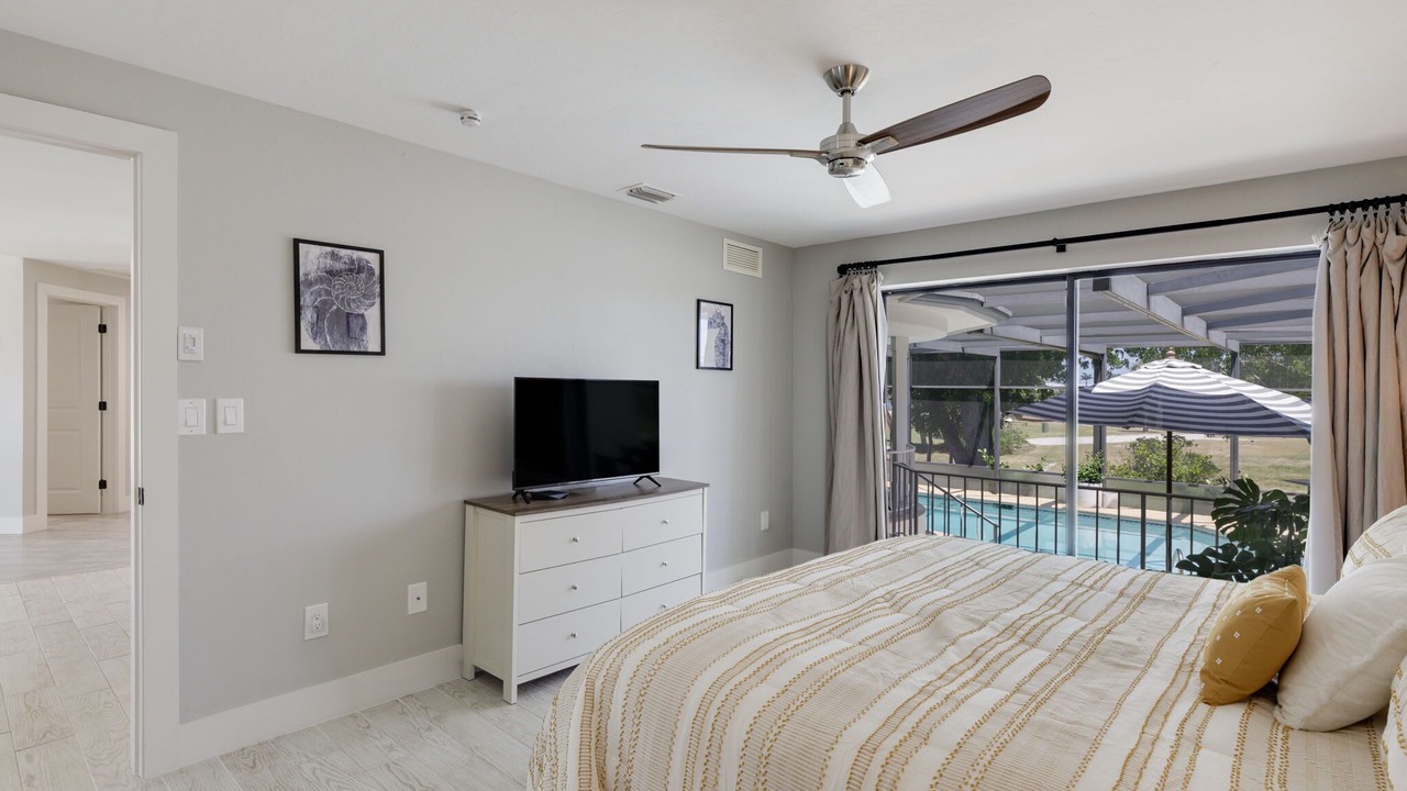 Photo of Bedroom in Beachview Country Club Estates