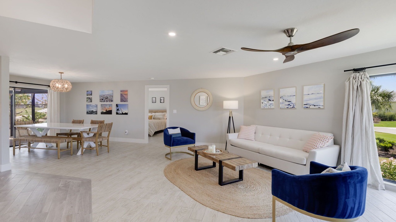 Photo of Livingroom in Beachview Country Club Estates