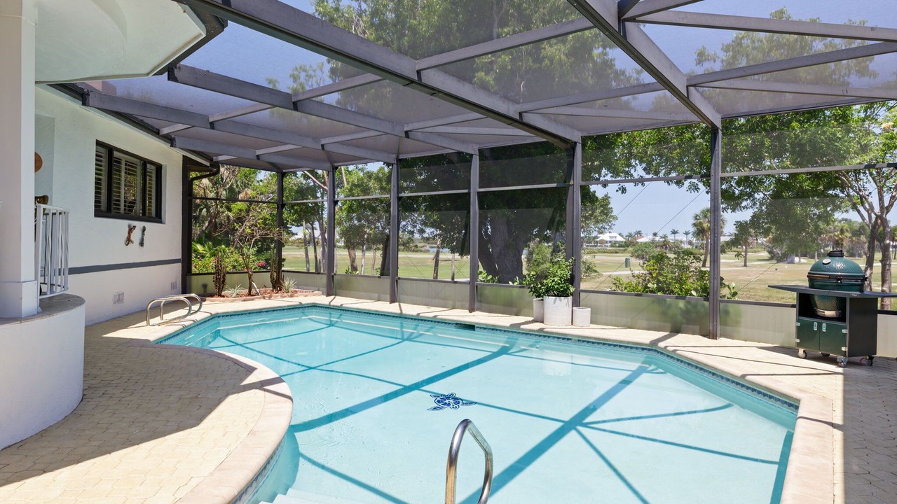 Photo of Outdoor in Beachview Country Club Estates