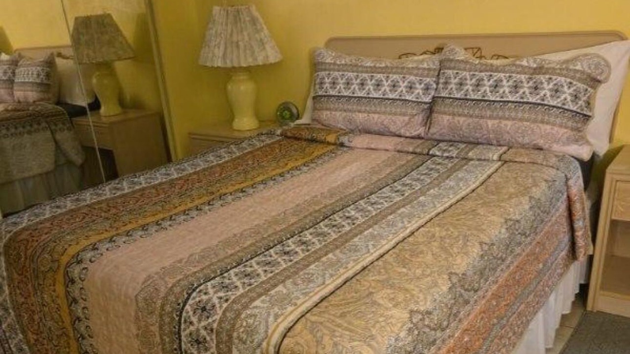 Photo of Bedroom in Lenox Park