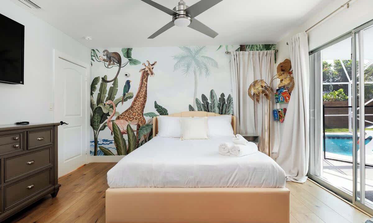 Photo of Bedroom in East Boca Raton