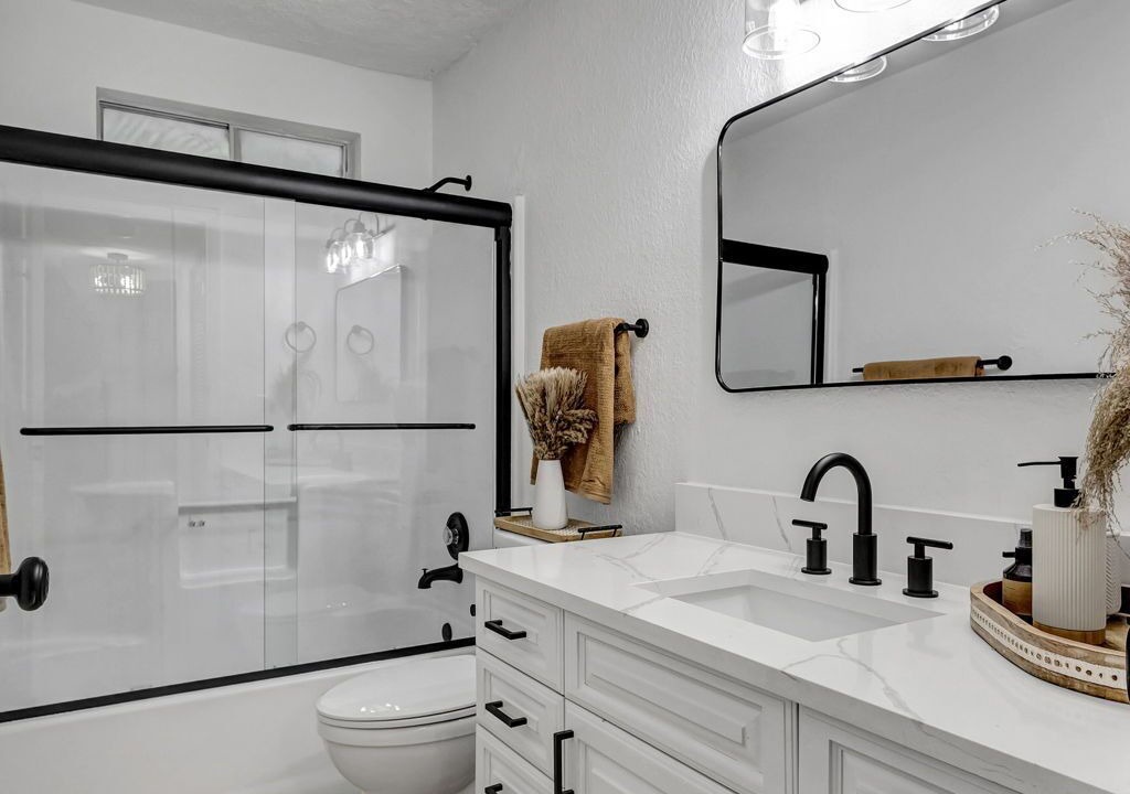 Photo of Bathroom in Jupiter Landing