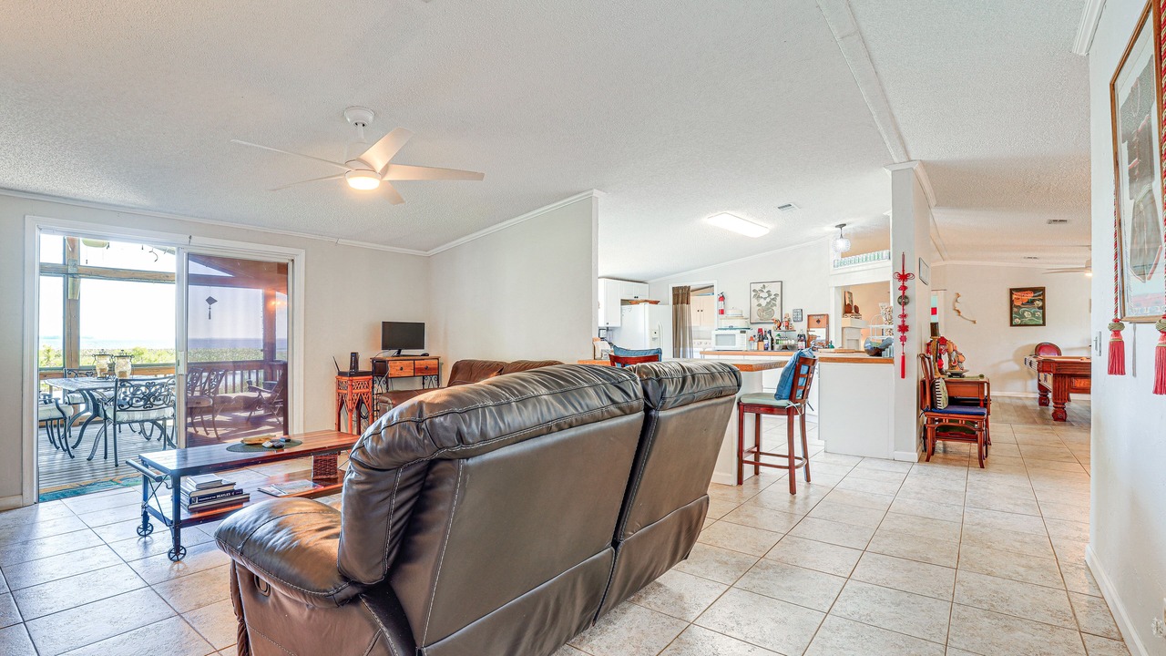 Photo of Livingroom in Highland