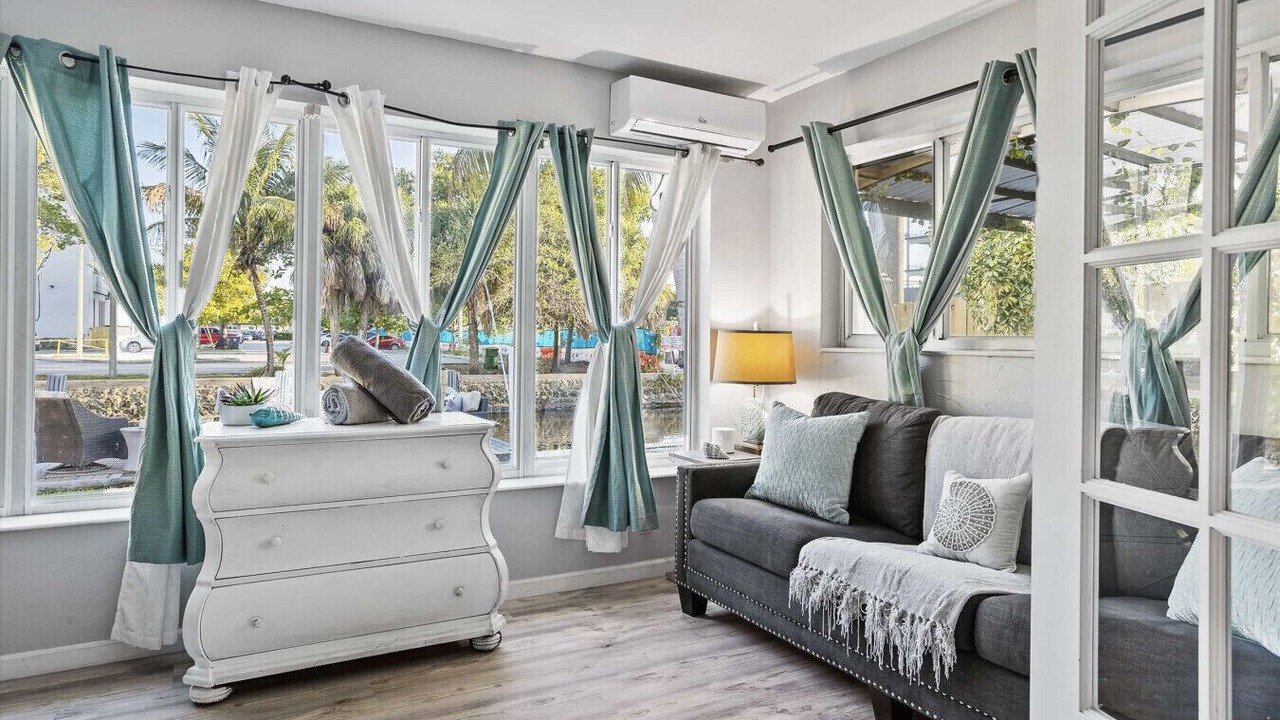 Photo of Livingroom in Downtown Fort Lauderdale