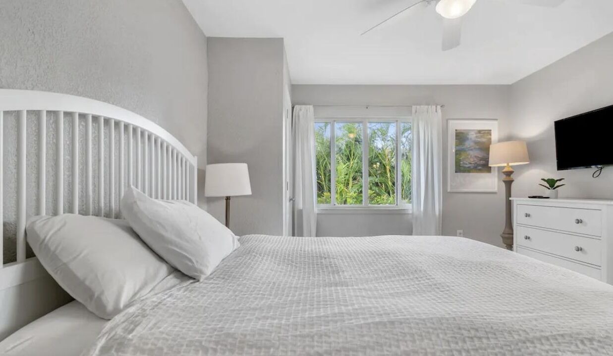 Photo of Bedroom in Central Sarasota