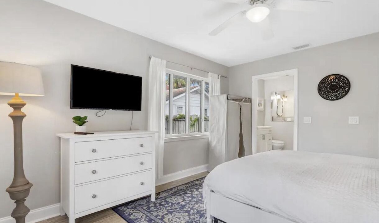 Photo of Bedroom in Central Sarasota
