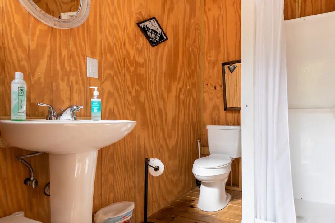 Photo of Bathroom in Brookridge