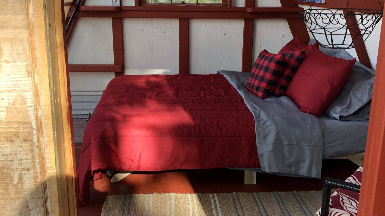 Photo of Bedroom in Brookridge