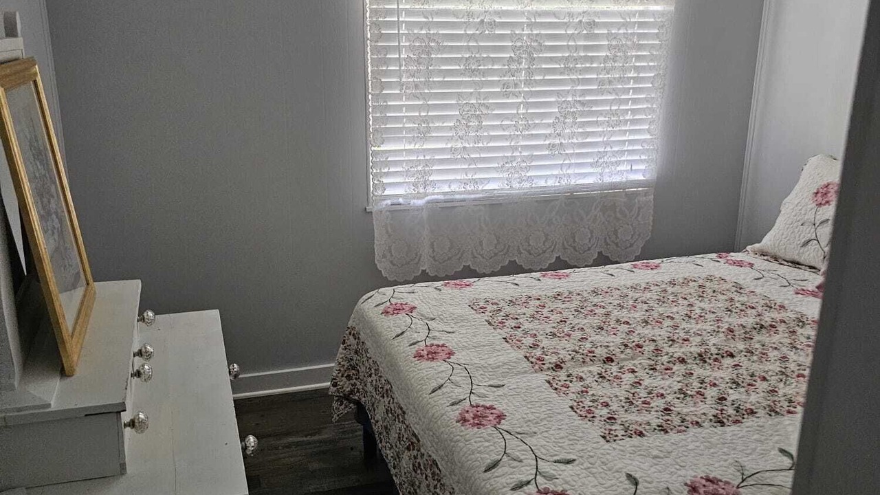 Photo of Bedroom in Buckingham