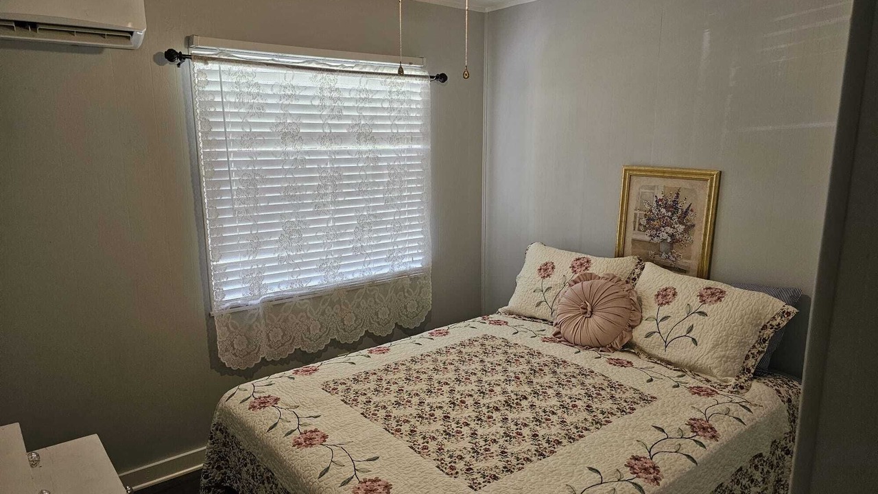 Photo of Bedroom in Buckingham