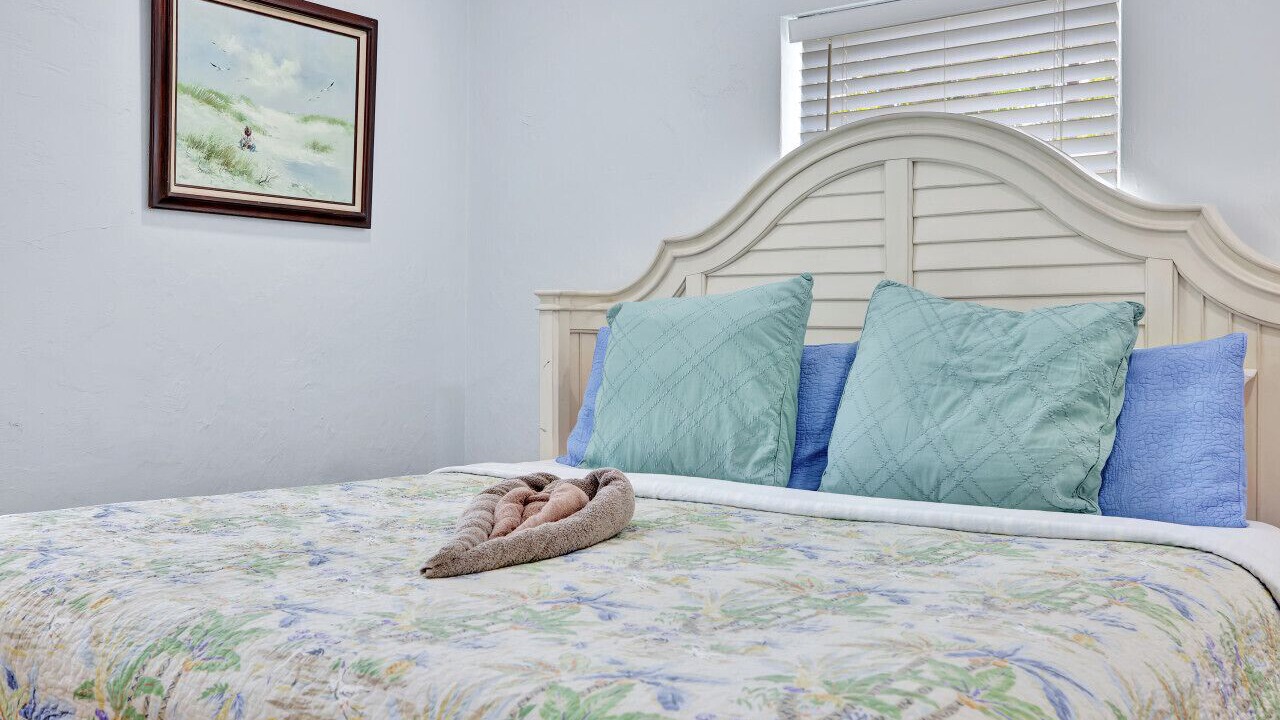Photo of Bedroom in Lake Ridge