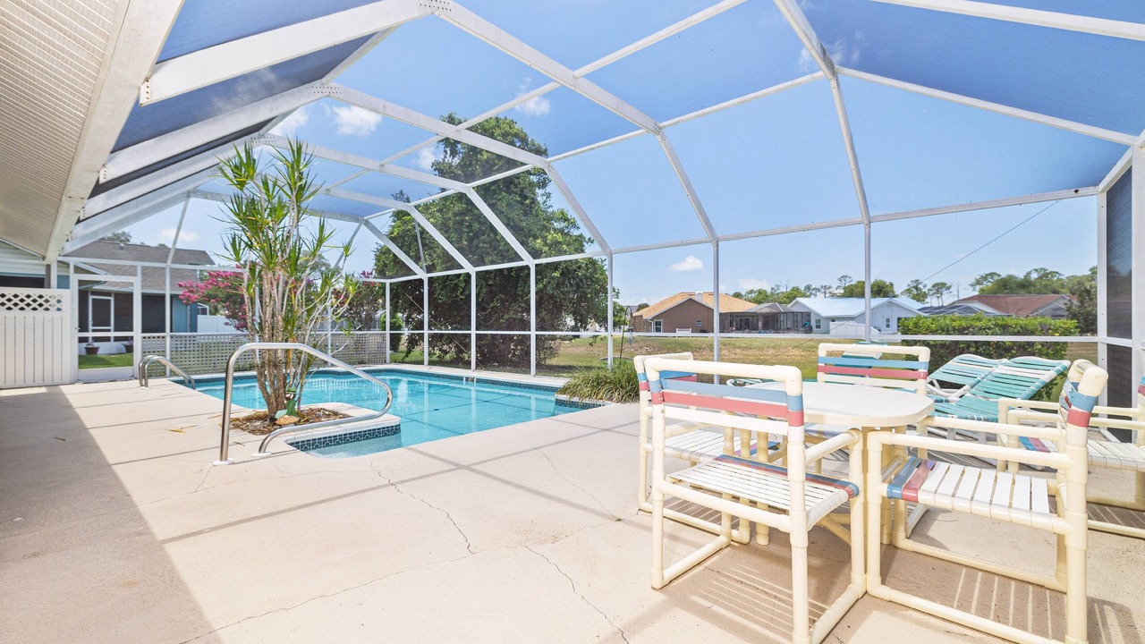 Photo of Outdoor in Fairway Oaks