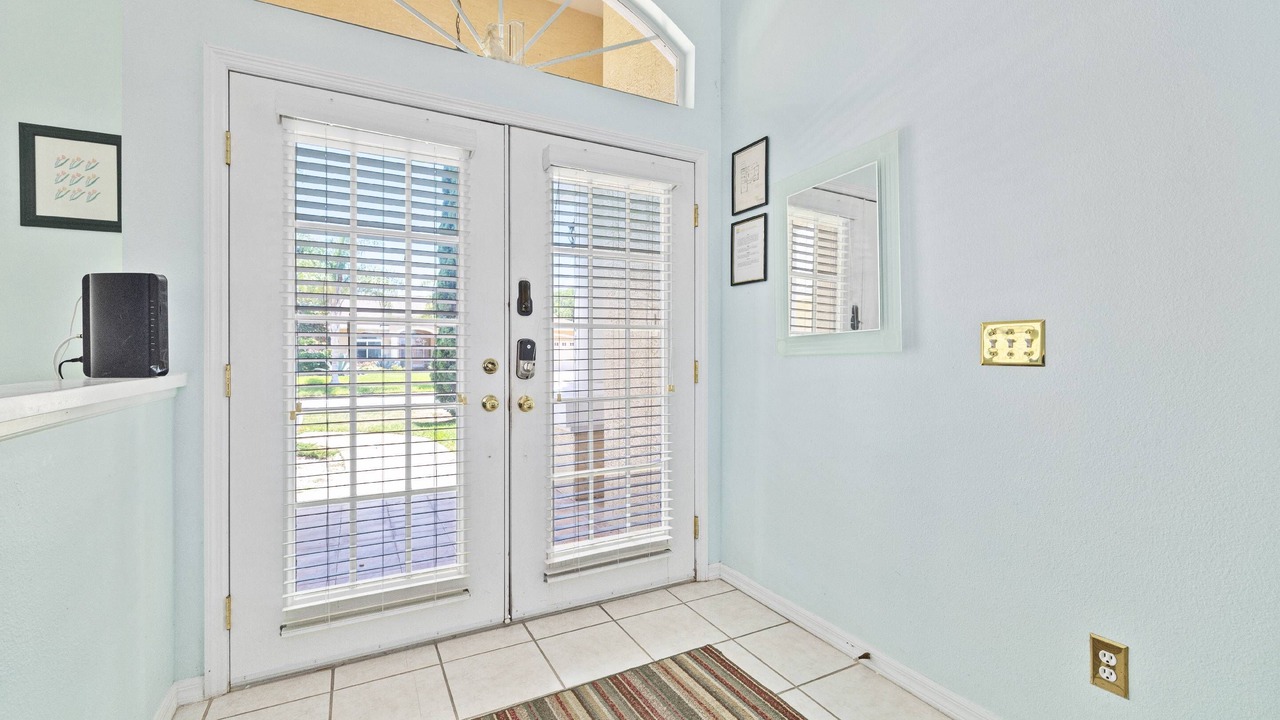 Photo of Bedroom in Fairway Oaks