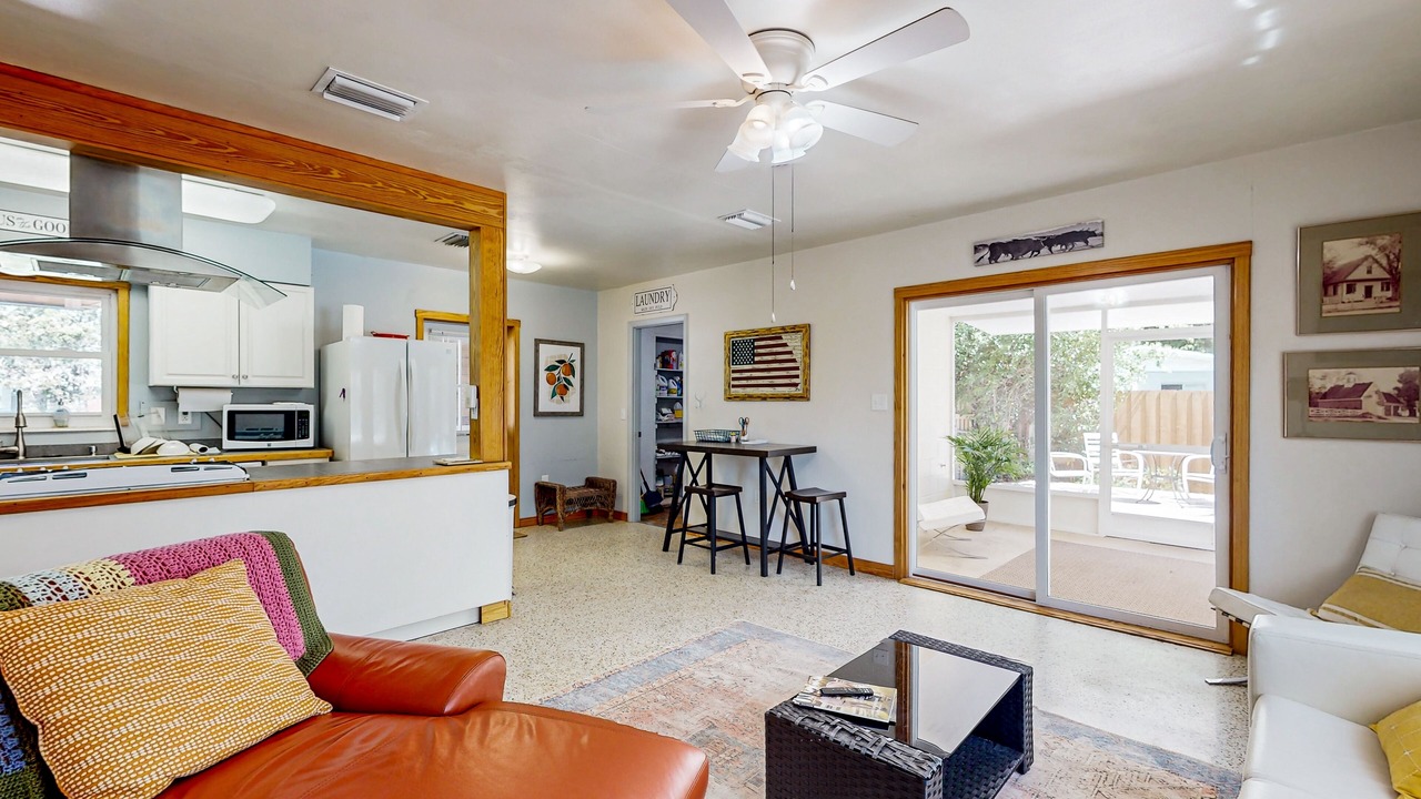 Photo of Livingroom in Fort King District