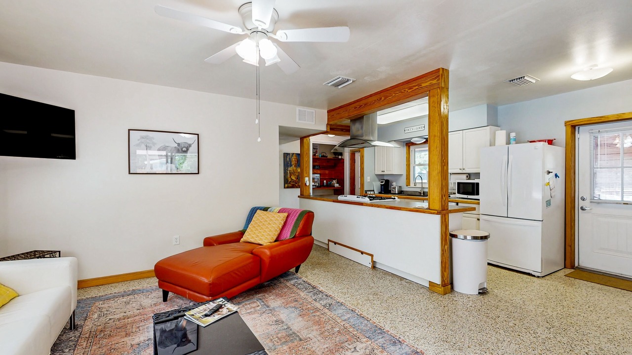 Photo of Livingroom in Fort King District