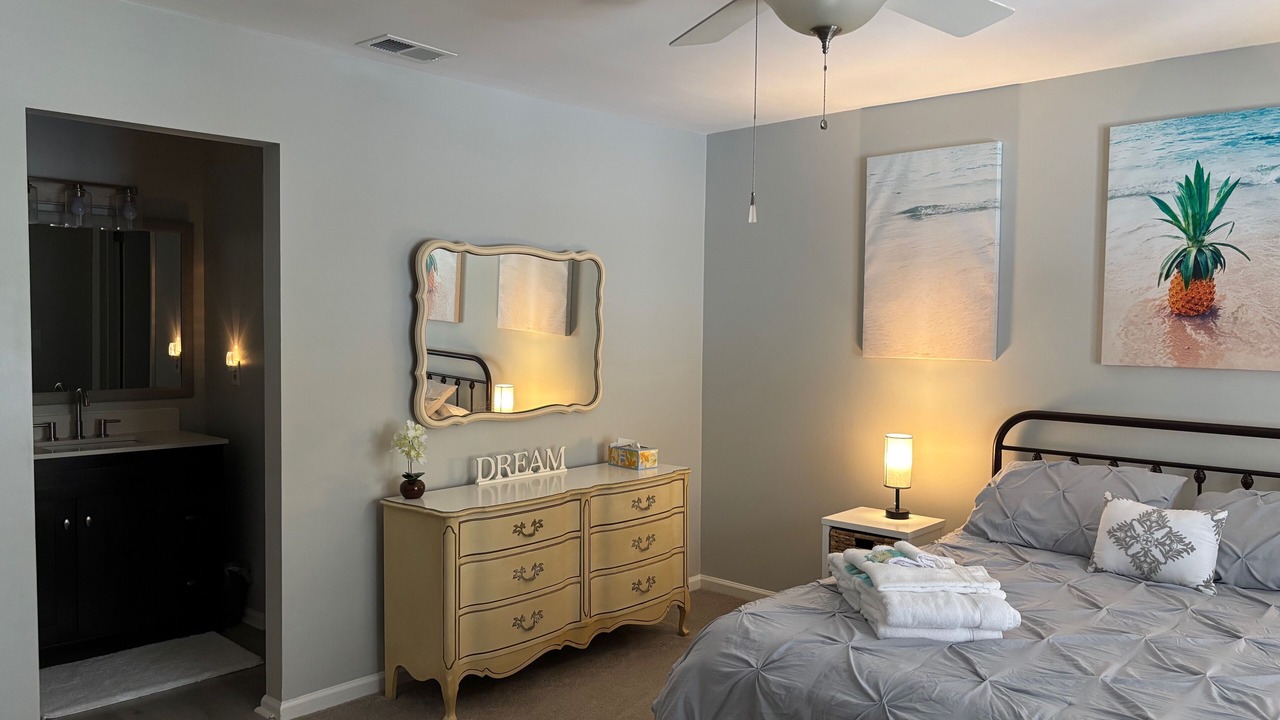 Photo of Bedroom in Beaufort