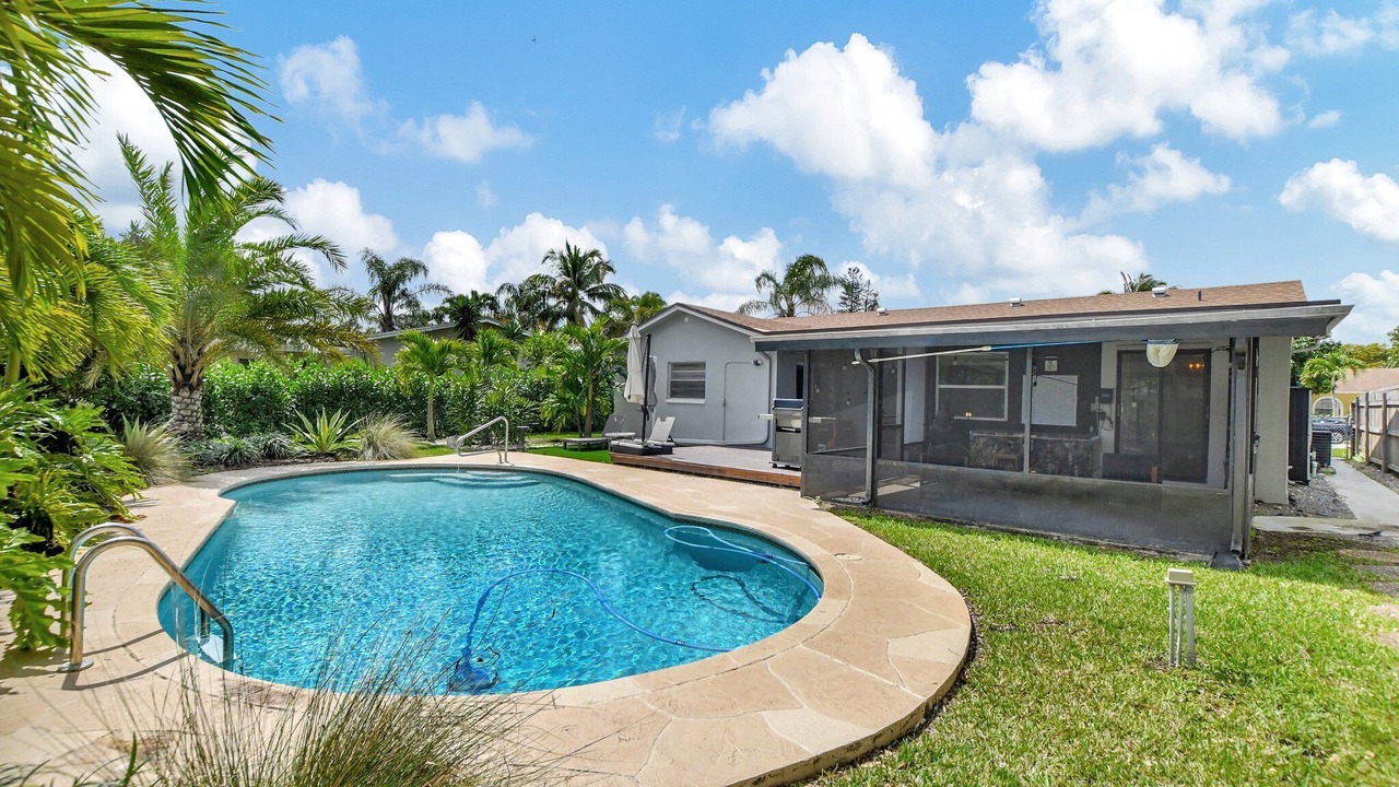Photo of Outdoor in Sandalfoot Cove
