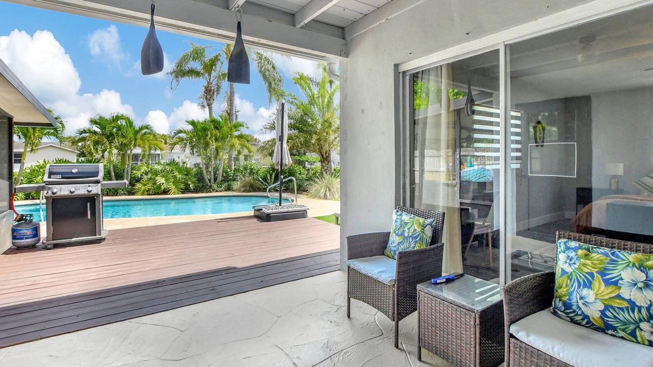 Photo of Patio Balcony in Sandalfoot Cove