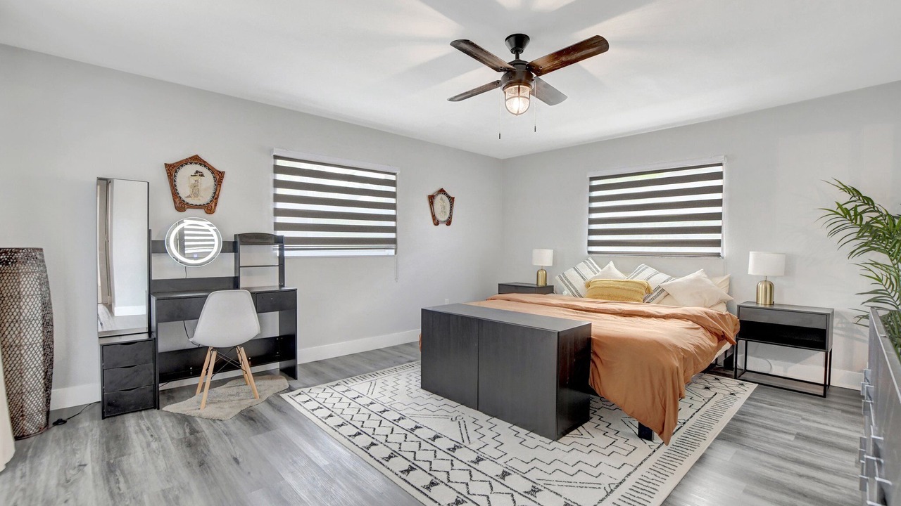 Photo of Bedroom in Sandalfoot Cove