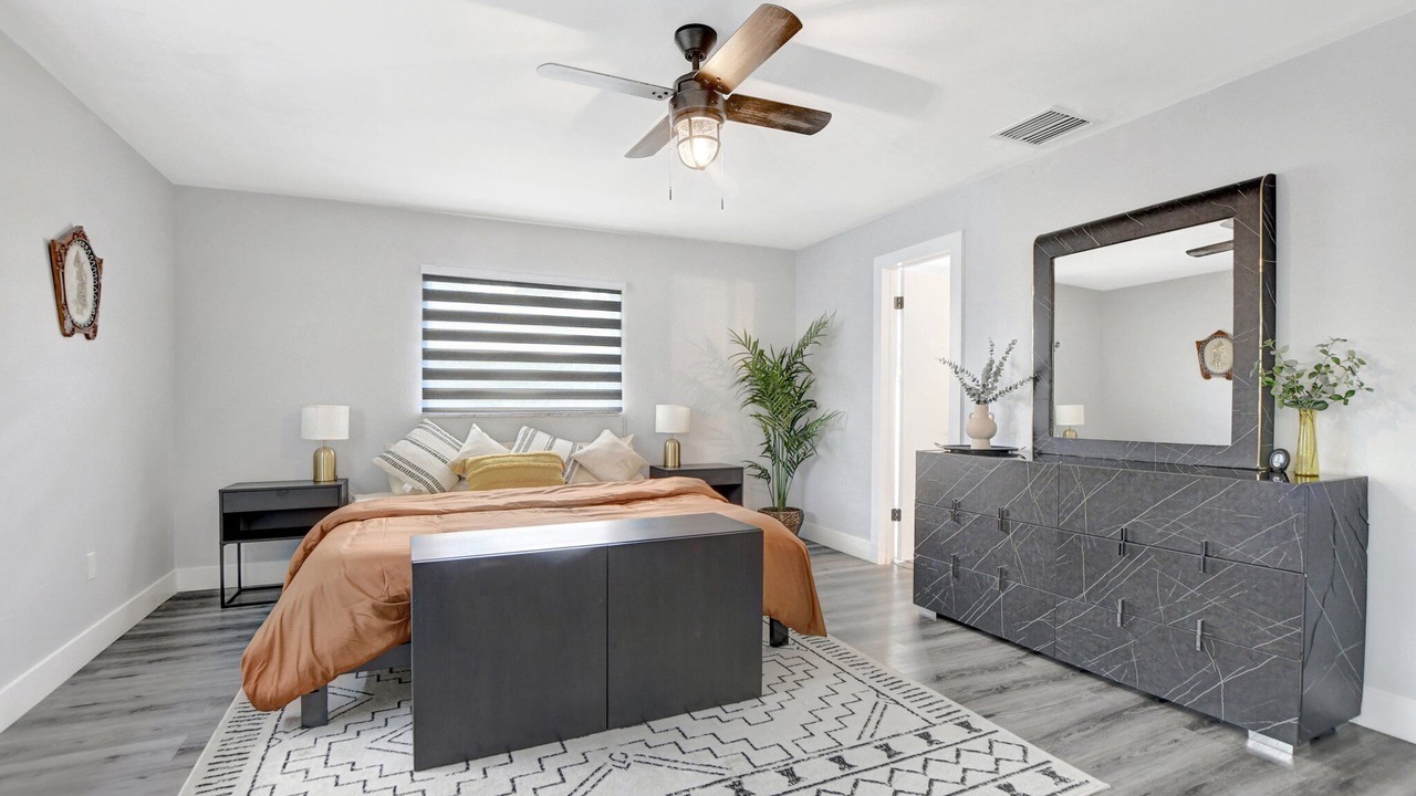 Photo of Bedroom in Sandalfoot Cove