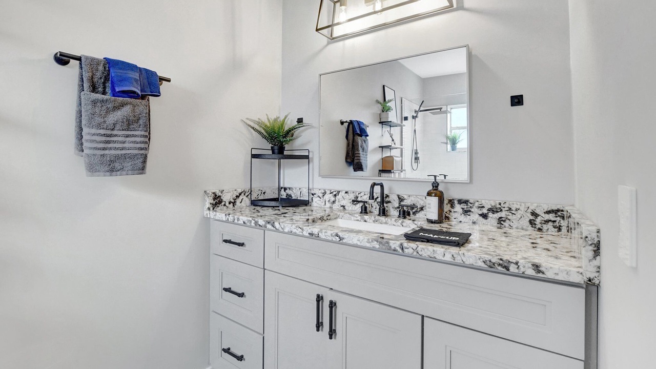 Photo of Bathroom in Sandalfoot Cove