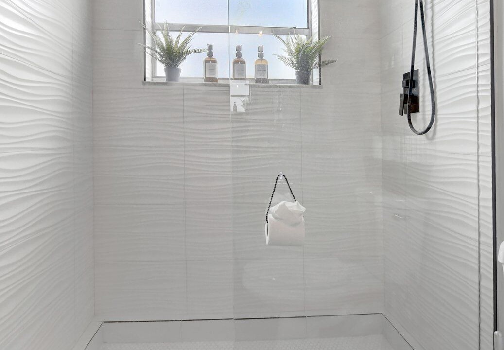 Photo of Bathroom in Sandalfoot Cove