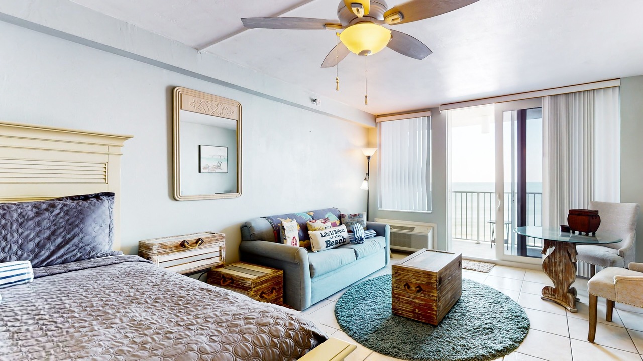 Photo of Bedroom in Lenox Park