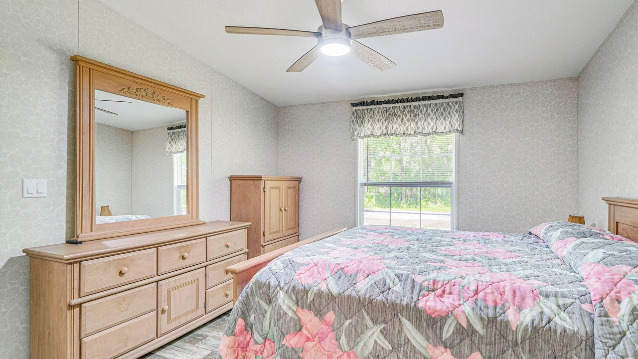 Photo of Bedroom in Citrus Springs