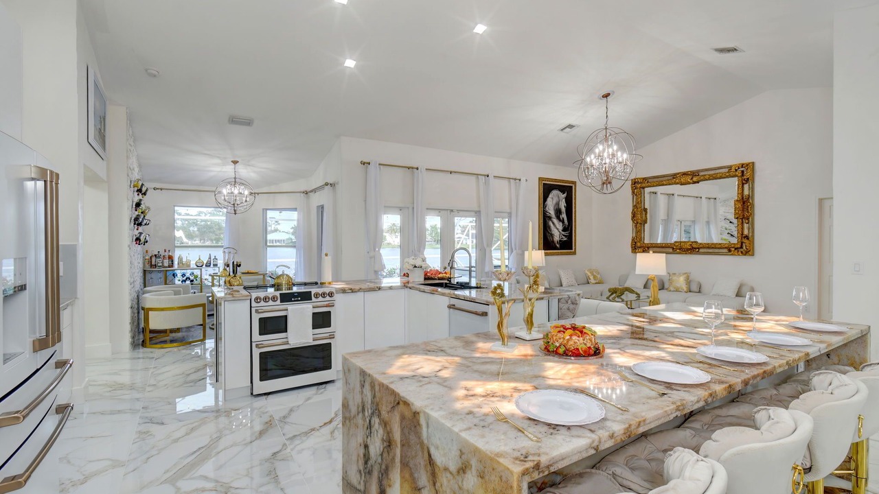 Photo of Kitchen in Greenview Shores
